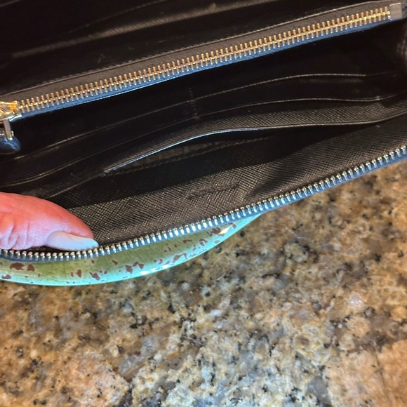 ‼️BOGO‼️Prada Nylon with Leather Interior Zipper Wallet - Picture 6 of 11